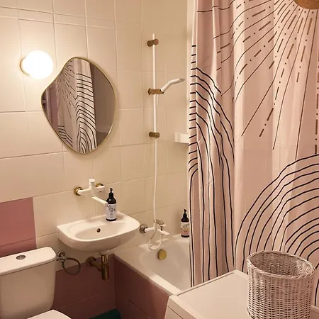 Apartamento Art & Vintage - 2 Rooms, Close To Center