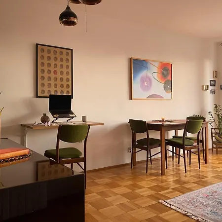 Art & Vintage - 2 Rooms, Close To Center Apartment *