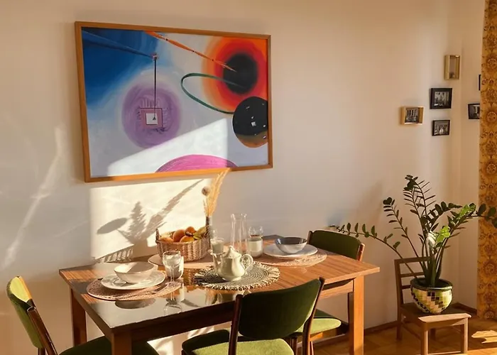 Art & Vintage - 2 Rooms, Close To Center Apartment *