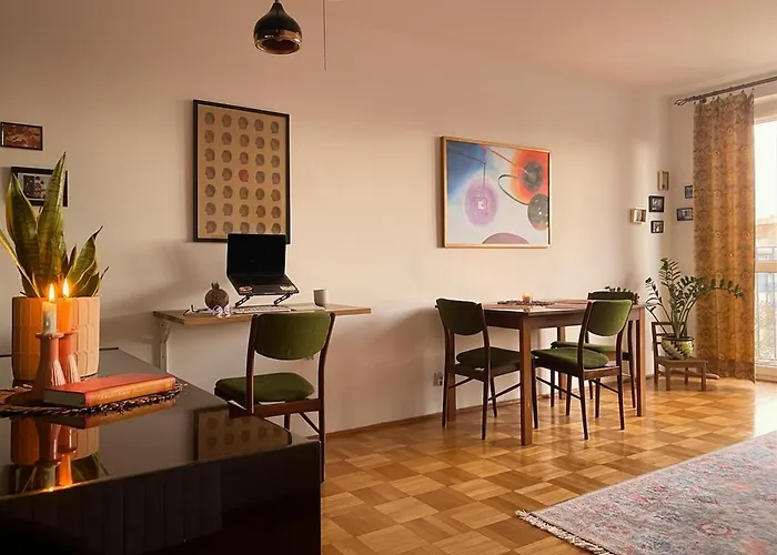 Art & Vintage - 2 Rooms, Close To Center Apartment *